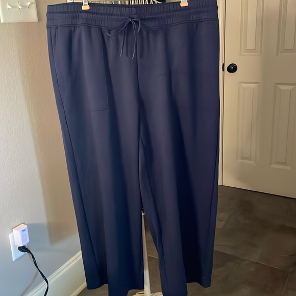 J. Jill FIT XL Navy Blue Drawstring Pull -on Sleek Wide Leg Cropped Pants (NWT) - Picture 1 of 5